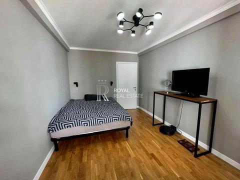 квартира за адресою Гетьмана Кирила Розумовського вул. (Миколи Краснова), 12