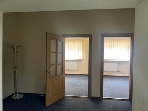 комерційна за адресою Автопаркова вул., 7