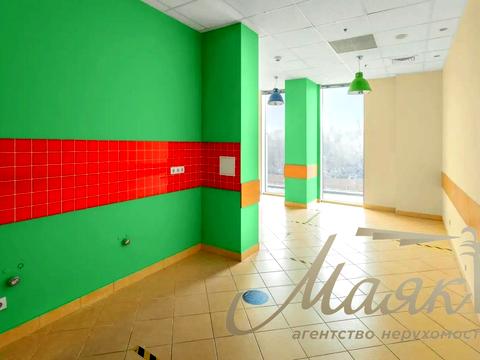 коммерческая по адресу Николая Амосова ул., 12