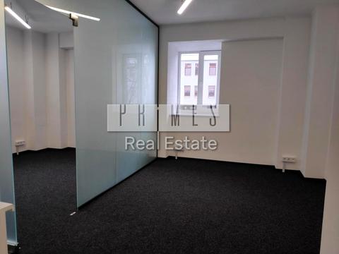 комерційна за адресою Володимирська, 10