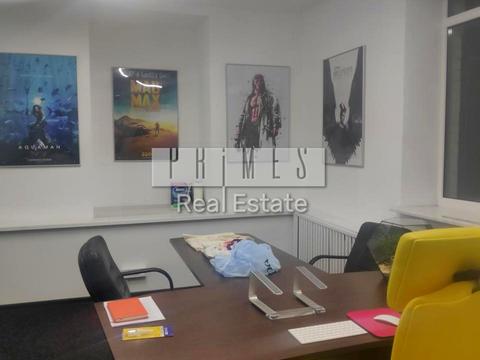 комерційна за адресою Володимирська, 10