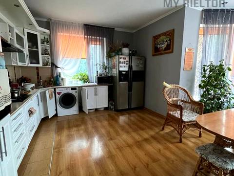 дом по адресу Центральна 42