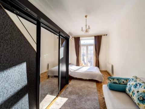 квартира за адресою Прорізна вул., 4