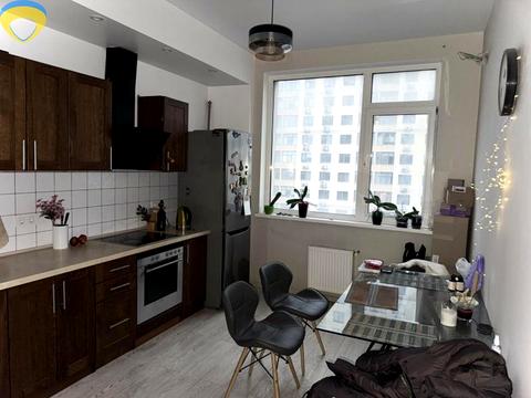 квартира за адресою Одеса, Перлинна вул., 4