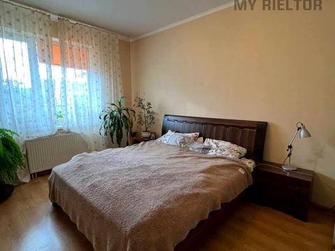 дом по адресу Центральна 42