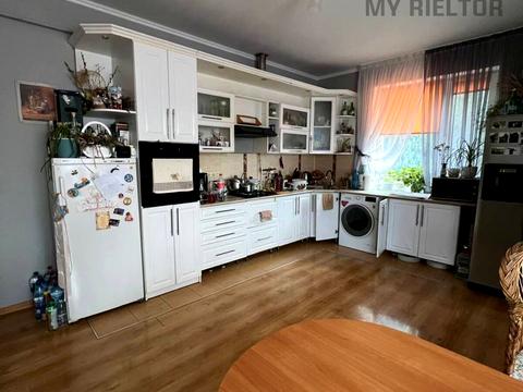 дом по адресу Центральна 42