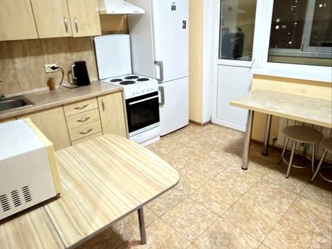 квартира за адресою Єлизавети Чавдар вул., 13