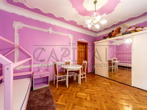 дом по адресу Петропавловская пл.