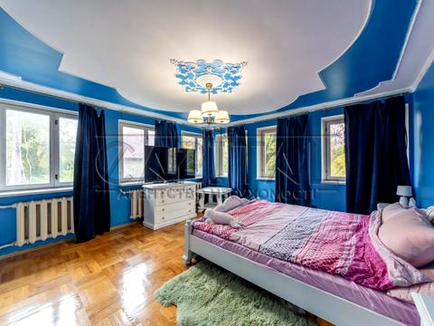 дом по адресу Петропавловская пл.