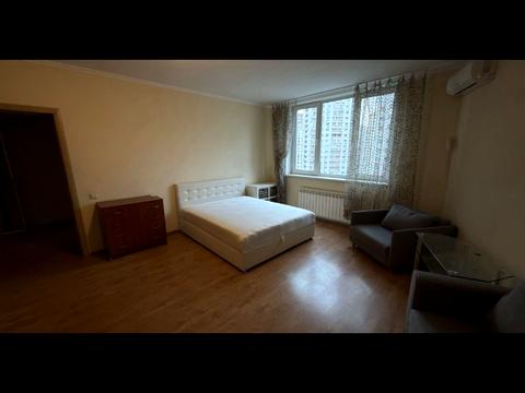 квартира за адресою Єлизавети Чавдар вул., 13