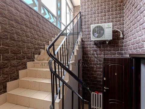 комерційна за адресою Володимира Івасюка просп. (Героїв Сталінграду), 8