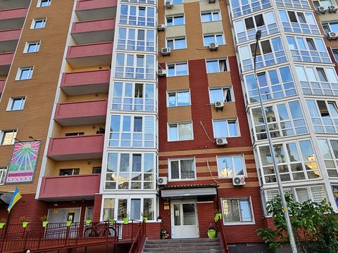 квартира за адресою Бориса Гмирі вул., 12-Б