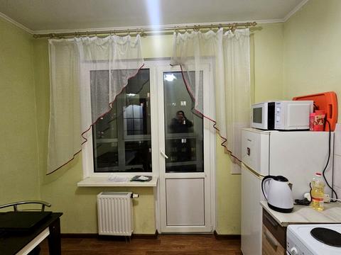 квартира за адресою Бориса Гмирі вул., 12-Б