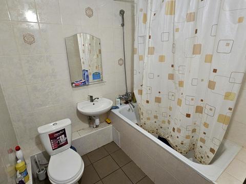 квартира за адресою Бориса Гмирі вул., 12-Б