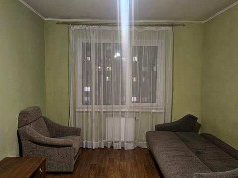 квартира за адресою Бориса Гмирі вул., 12-Б