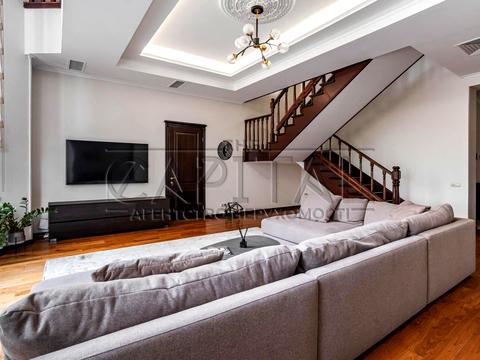 будинок за адресою с. Лісники, Квіткова