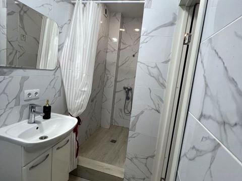 квартира за адресою Академіка Шалімова вул., 70