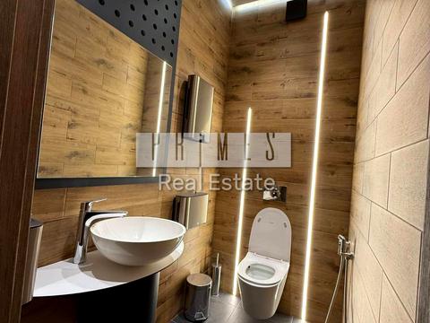 комерційна за адресою Київ, Кловський узвіз (Кловський), 7a