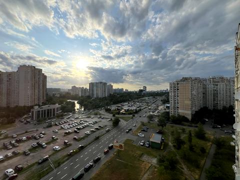 квартира за адресою Петра Григоренка просп., 5