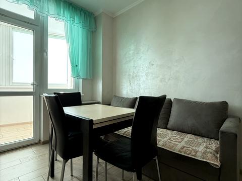 квартира за адресою Червоної Калини просп., 72