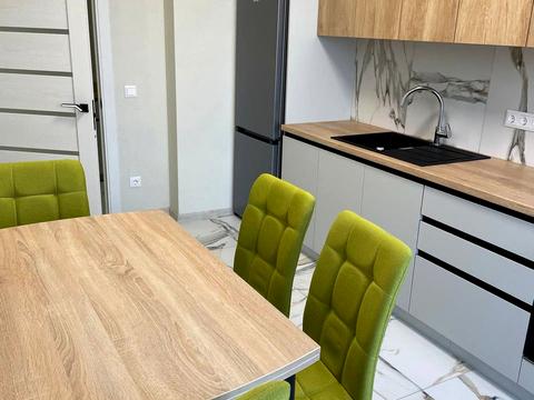 квартира по адресу Метрологическая ул., 107