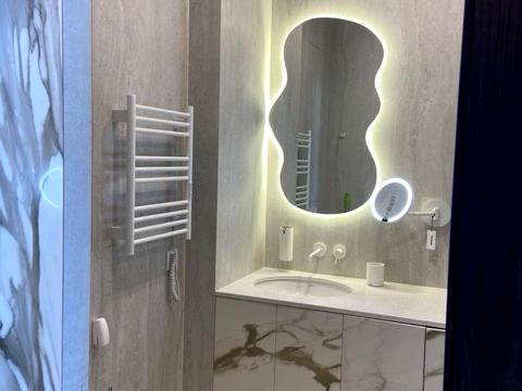 квартира за адресою Набережна Перемоги вул., 1-Л