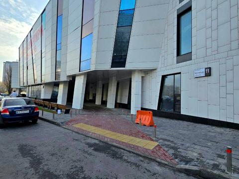 комерційна за адресою Берестейський просп. (Перемоги), 11 к1