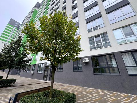 коммерческая по адресу Университетская ул., 1