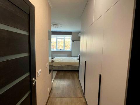 квартира за адресою Сім'ї Кульженків вул. (Петра Дегтяренка), 6