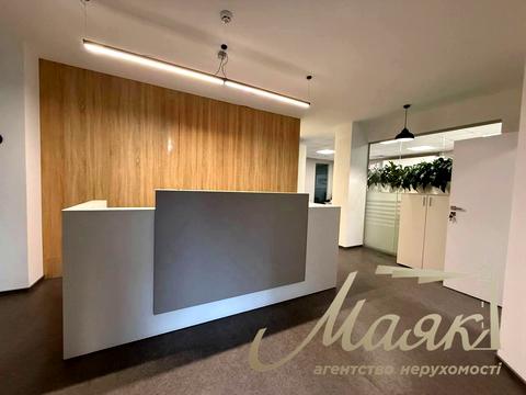 коммерческая по адресу Сімʼї Прахових ул. (Гайдара), 372