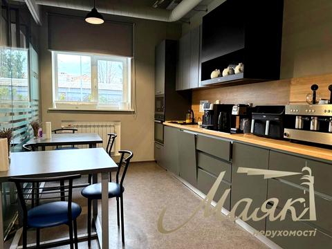 коммерческая по адресу Сімʼї Прахових ул. (Гайдара), 372