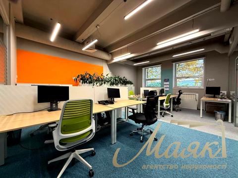 коммерческая по адресу Сімʼї Прахових ул. (Гайдара), 372