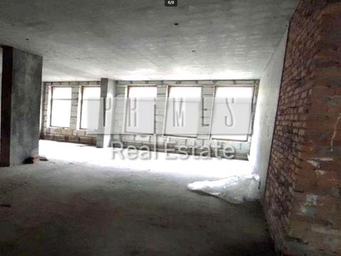 комерційна за адресою Лесі Українки бульв., 23-А