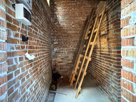 коммерческая по адресу Городоцкая ул., 55