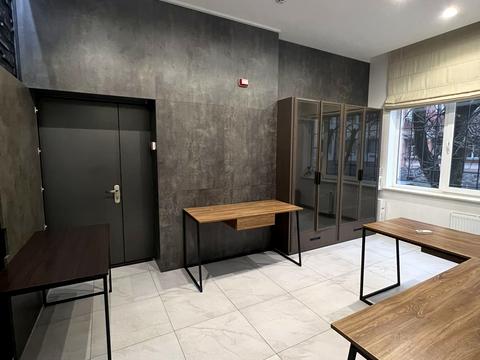 коммерческая по адресу Полтавская ул., 12