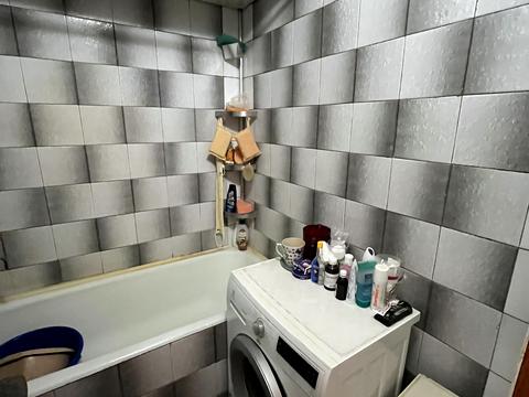 квартира за адресою Академіка Єфремова вул. (Командарма Уборевича), 18