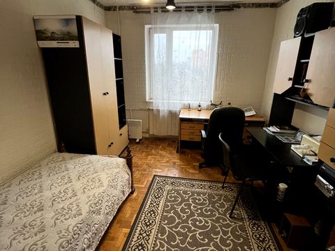 квартира за адресою Академіка Єфремова вул. (Командарма Уборевича), 18