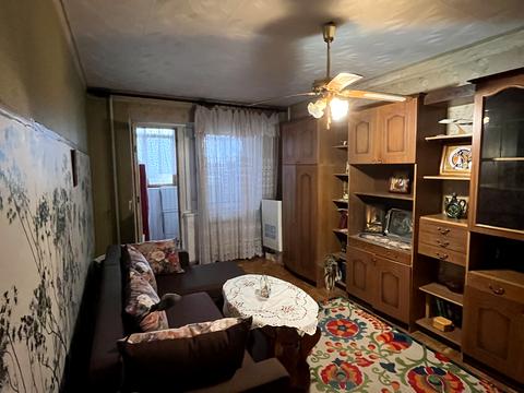 квартира за адресою Академіка Єфремова вул. (Командарма Уборевича), 18