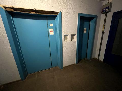 квартира за адресою Академіка Єфремова вул. (Командарма Уборевича), 18