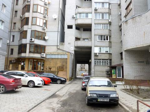 комерційна за адресою Мечнікова, 7