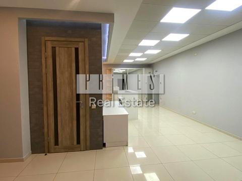 комерційна за адресою Кловський узвіз (Кловський), 7a