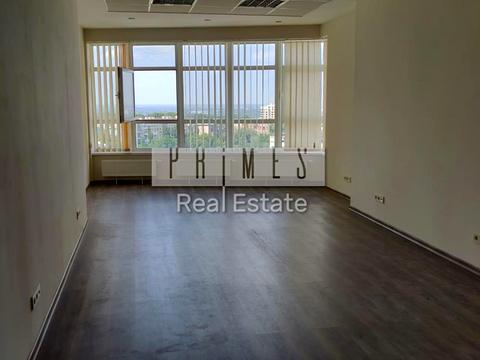 комерційна за адресою Кловський узвіз (Кловський), 7a