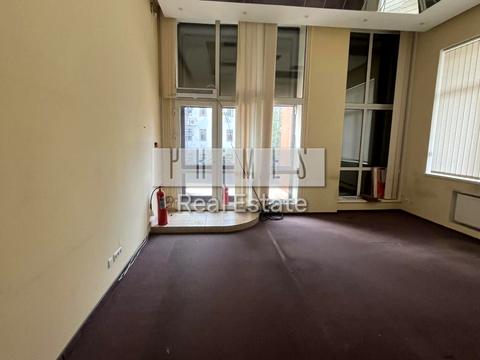 комерційна за адресою Олександра Кониського вул., 28А-30А