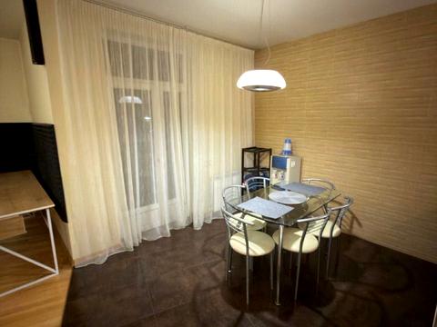 квартира за адресою Валерія Лобановського просп. (Червонозоряний), 4-А