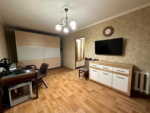 квартира за адресою Універсальна вул., 29