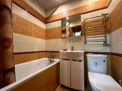 квартира за адресою Універсальна вул., 29