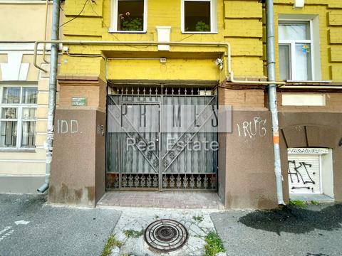 коммерческая по адресу Хорива пер., 7