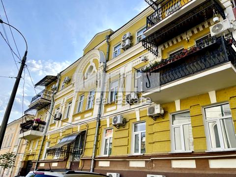 коммерческая по адресу Хорива пер., 7