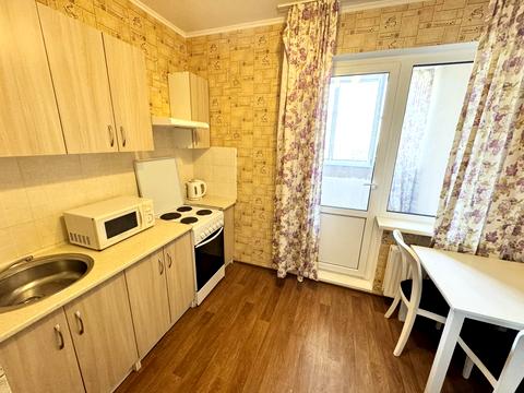 квартира по адресу Софии Русовой ул., 1