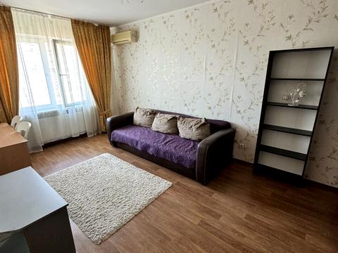 квартира по адресу Софии Русовой ул., 1